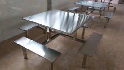 8人不锈钢餐桌